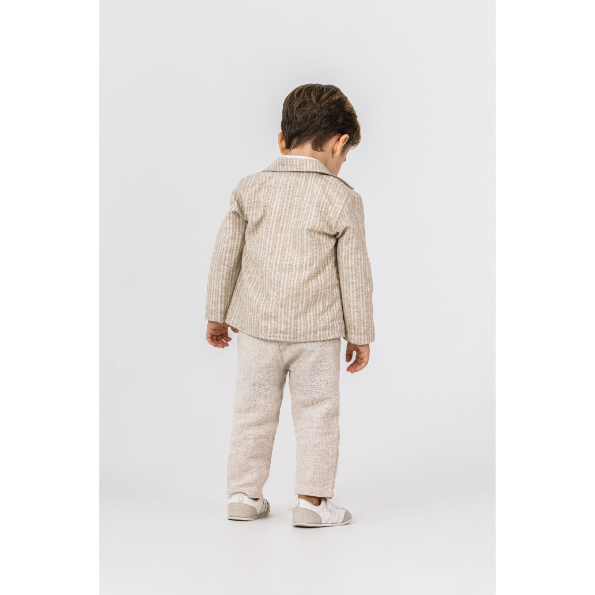 Eleganter 4-teiliger Baby Jungen Anzug | Stoffhose, Stoffjacke, Hemd & Fliege