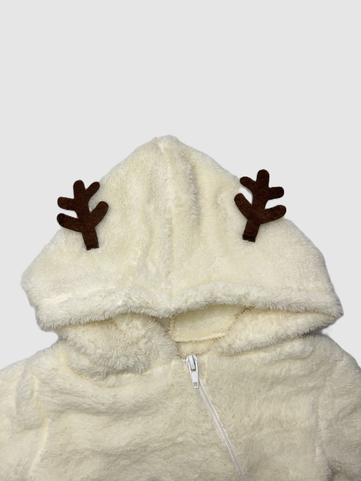 Baby Overall „Little Cute Deer“ – Flauschiger Winteranzug mit Rentier-Motiv & Kapuze