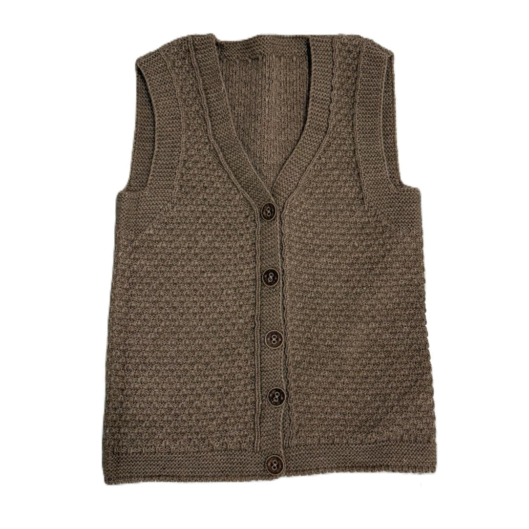 Strickweste für Jungen – Braun mit Knöpfen | Warme Kinder-Strickweste