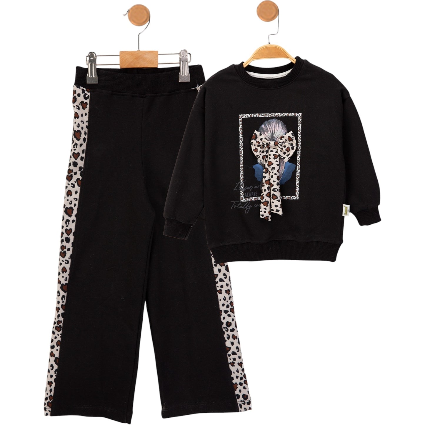 Zweiteiliges Mädchen-Outfit – Hose & Oberteil mit Leopardendetails 🐆🖤