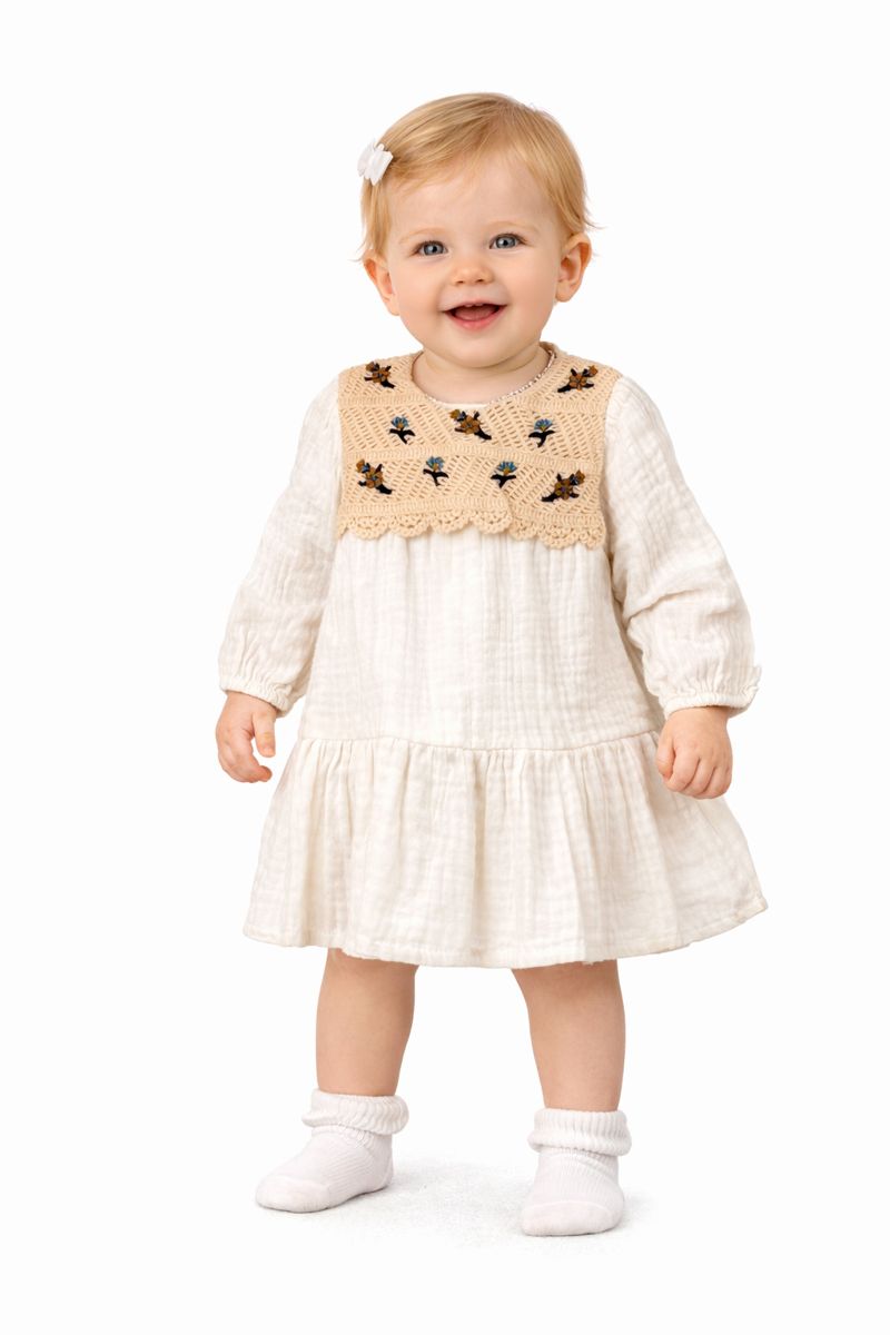 Zartes Muselinkleid für Babymädchen – weich, süß & bequem