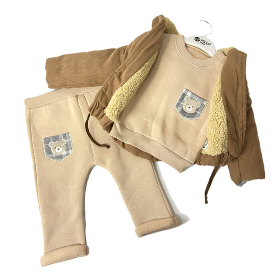 Baby Outfit 3-teilig – Jacke, Sweatshirt & Hose mit Teddy-Applikation (Beige/Braun)