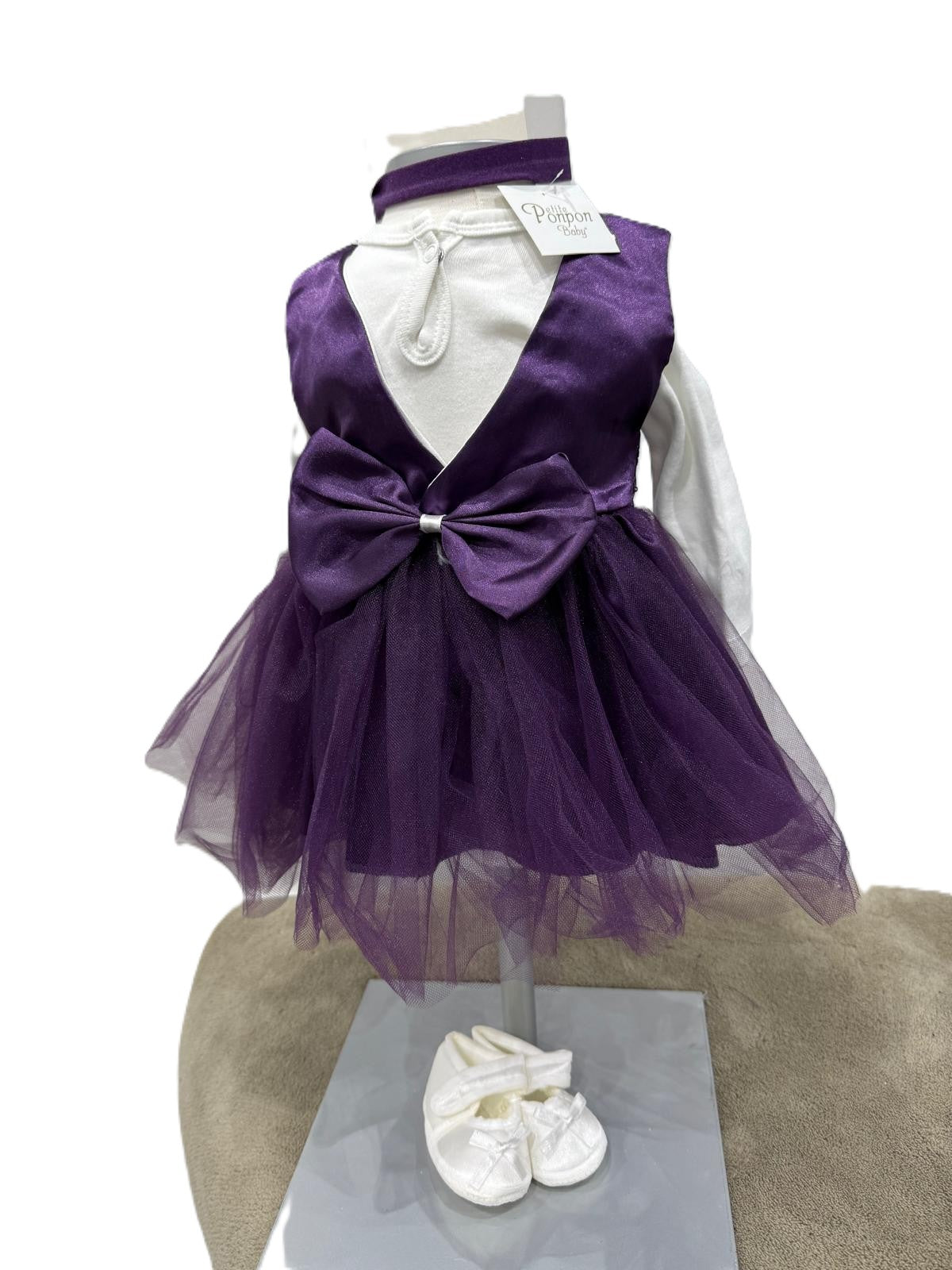 Babymädchen Kleid Set – elegant & festlich (4-teilig) 👶🎀