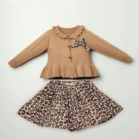 Zweiteiliges Mädchen-Set – Strickjacke & Leopard-Rock 🐆✨