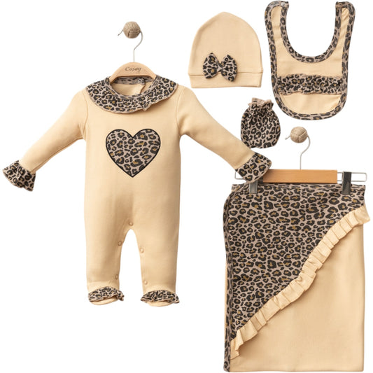 Baby Erstausstattung 5-teilig – Set mit Leopard-Print & Herzmotiv