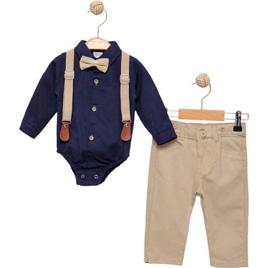 4-teiliges Baby Jungen Outfit – Bodyhemd, Stoffhose, Fliege & Hosenträger