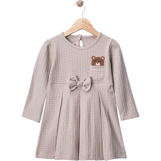 Mädchen Strickkleid „Kleiner Teddy“ – Gemütlich & Verspielt 👗🧸