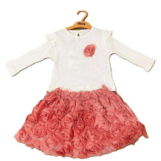 Zweiteiliges Baby-Mädchen Outfit mit Oberteil & Altrosa-Rock – festlich & bezaubernd