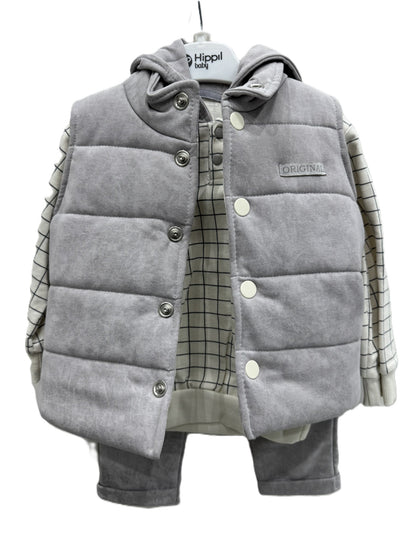 Stylisches Jungen-Outfit mit Weste – 3-teiliges Set | Hose, Langarmshirt & Steppweste