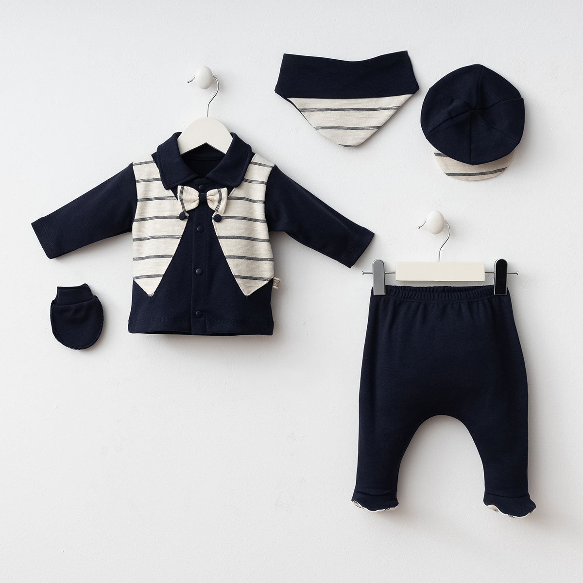 Elegantes Baby Jungen Set 5-teilig | Hose, Oberteil, Mütze, Halstuch & Handschuhe