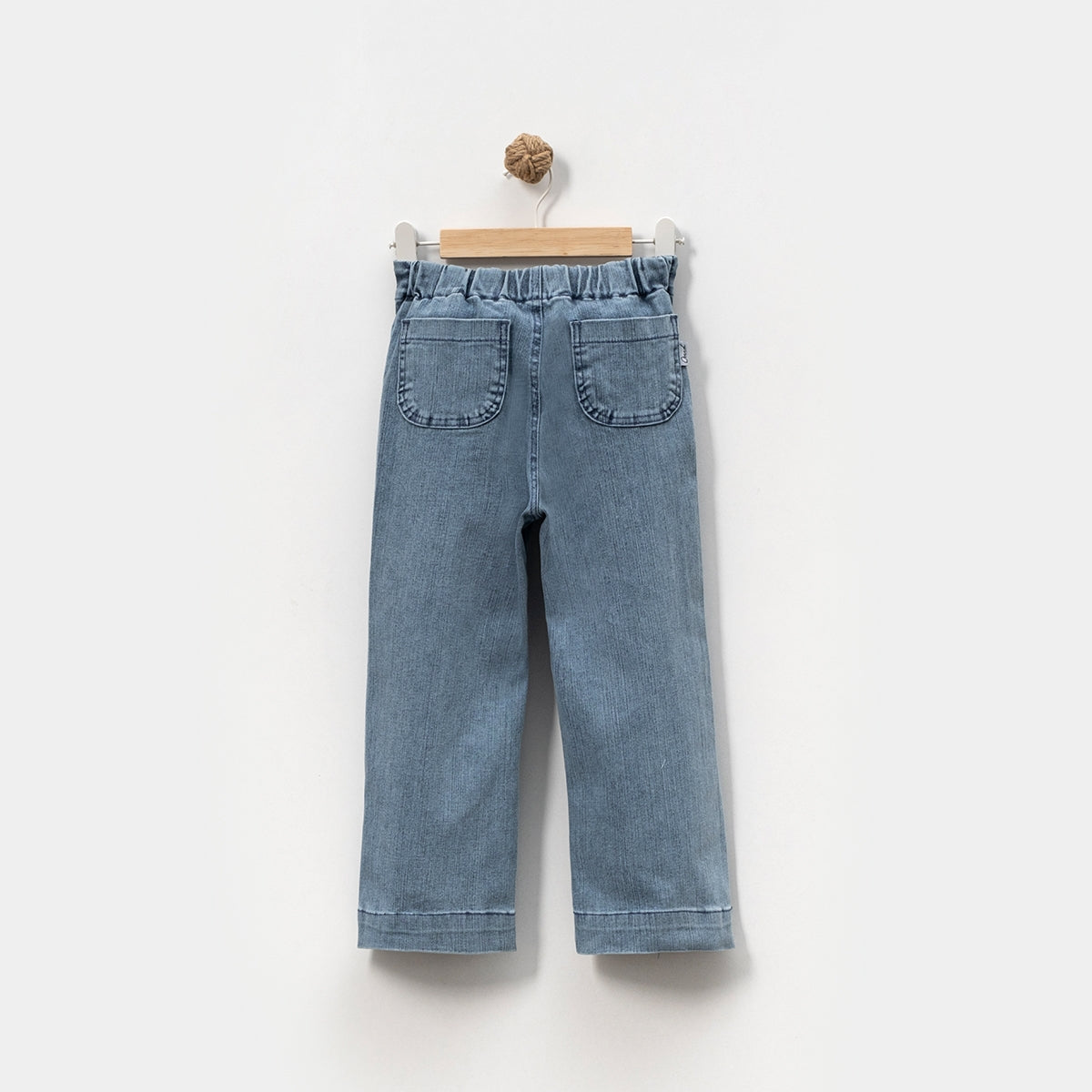 Mädchen Jeanshose mit Taschen – weiter Schnitt & elastischer Bund