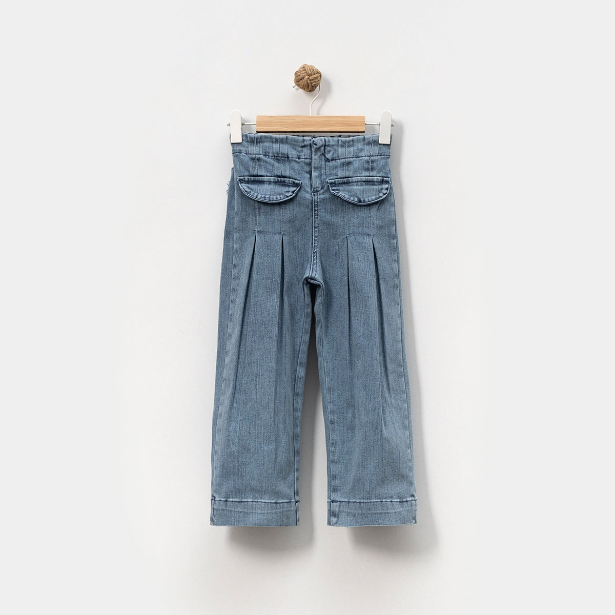 Mädchen Jeanshose mit Taschen – weiter Schnitt & elastischer Bund