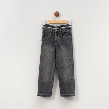 Mädchen Jeanshose in Schwarzgrau – hoher Bund mit Spitze & gerader Schnitt