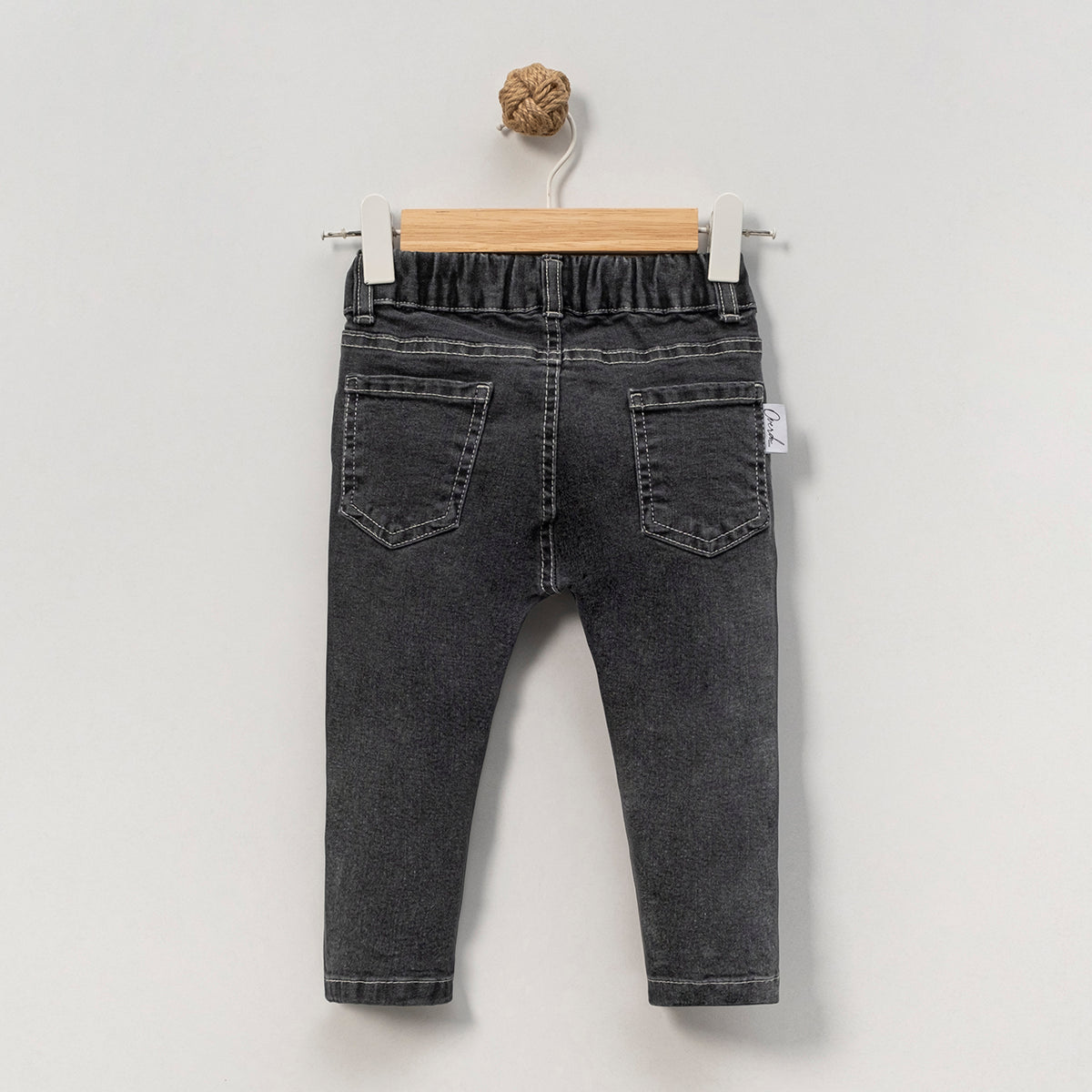 Süße Mädchen Jeans mit Schleifen-Stickerei | In 2 Farben erhältlich