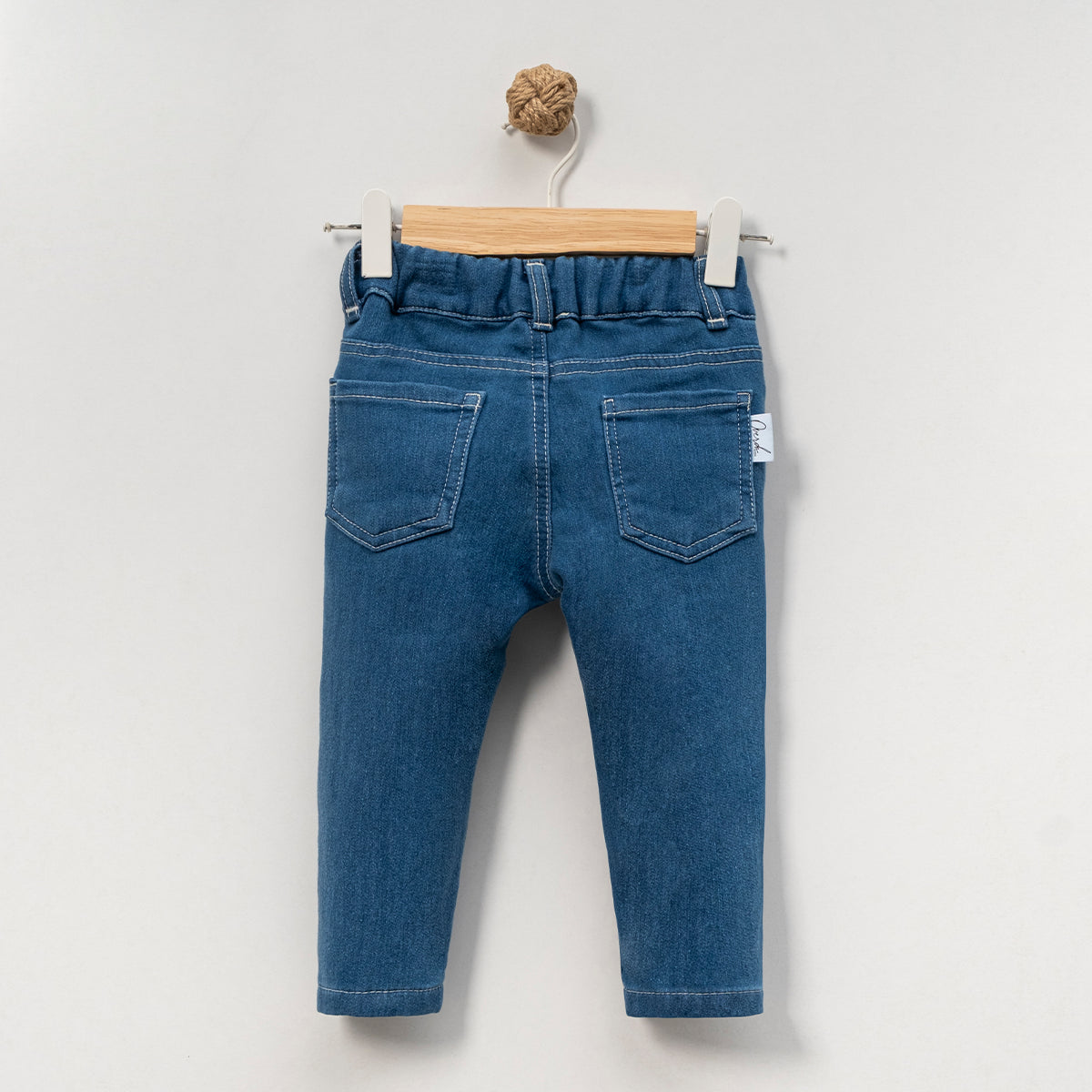 Süße Mädchen Jeans mit Schleifen-Stickerei | In 2 Farben erhältlich