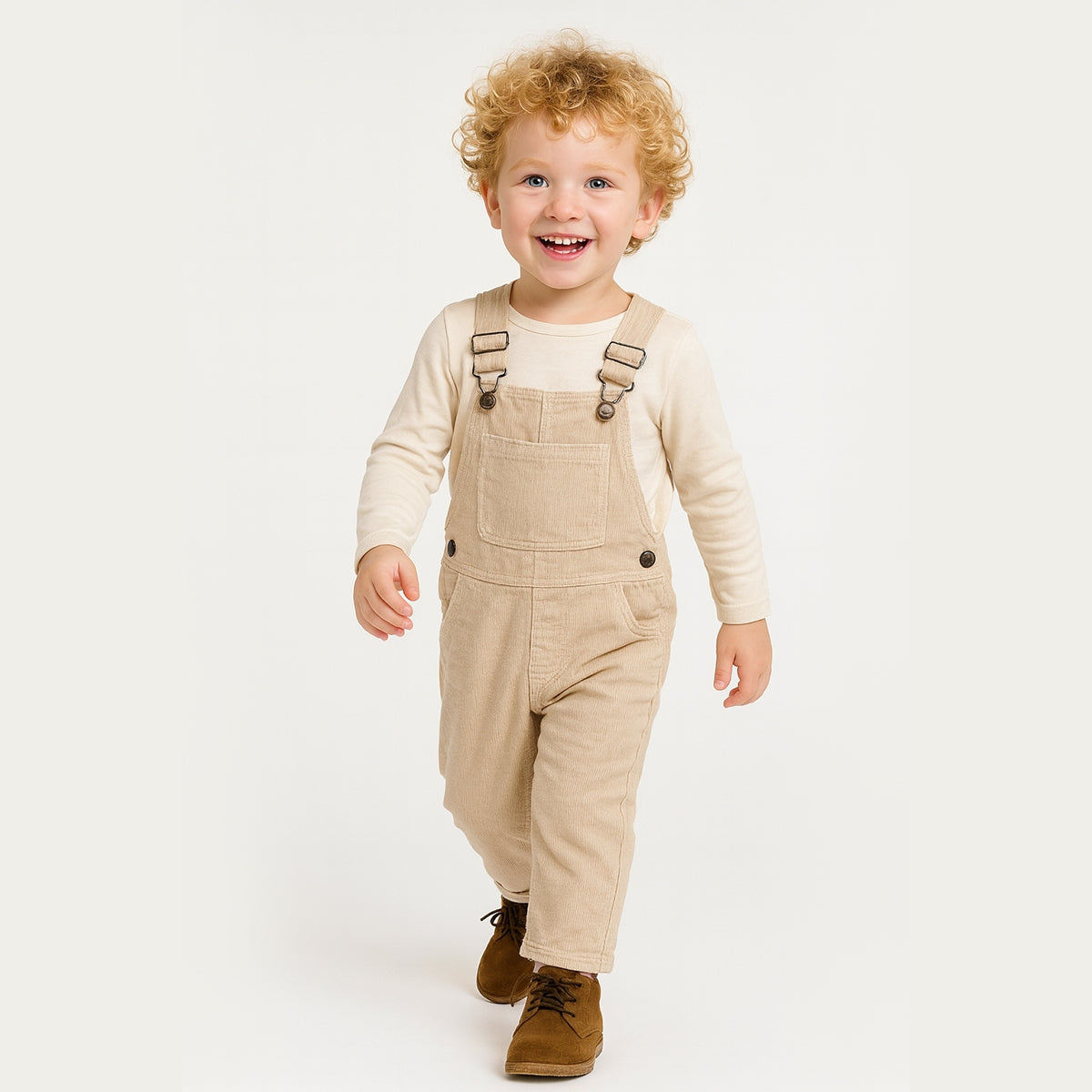 Jungen Latzhose aus Cord in Beige – verstellbare Träger & Brusttasche