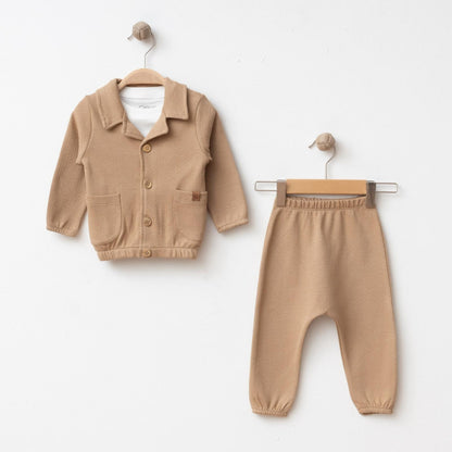 Baby Jungen Set – 3-teilig | Jacke, Langarmshirt & Hose in Beige