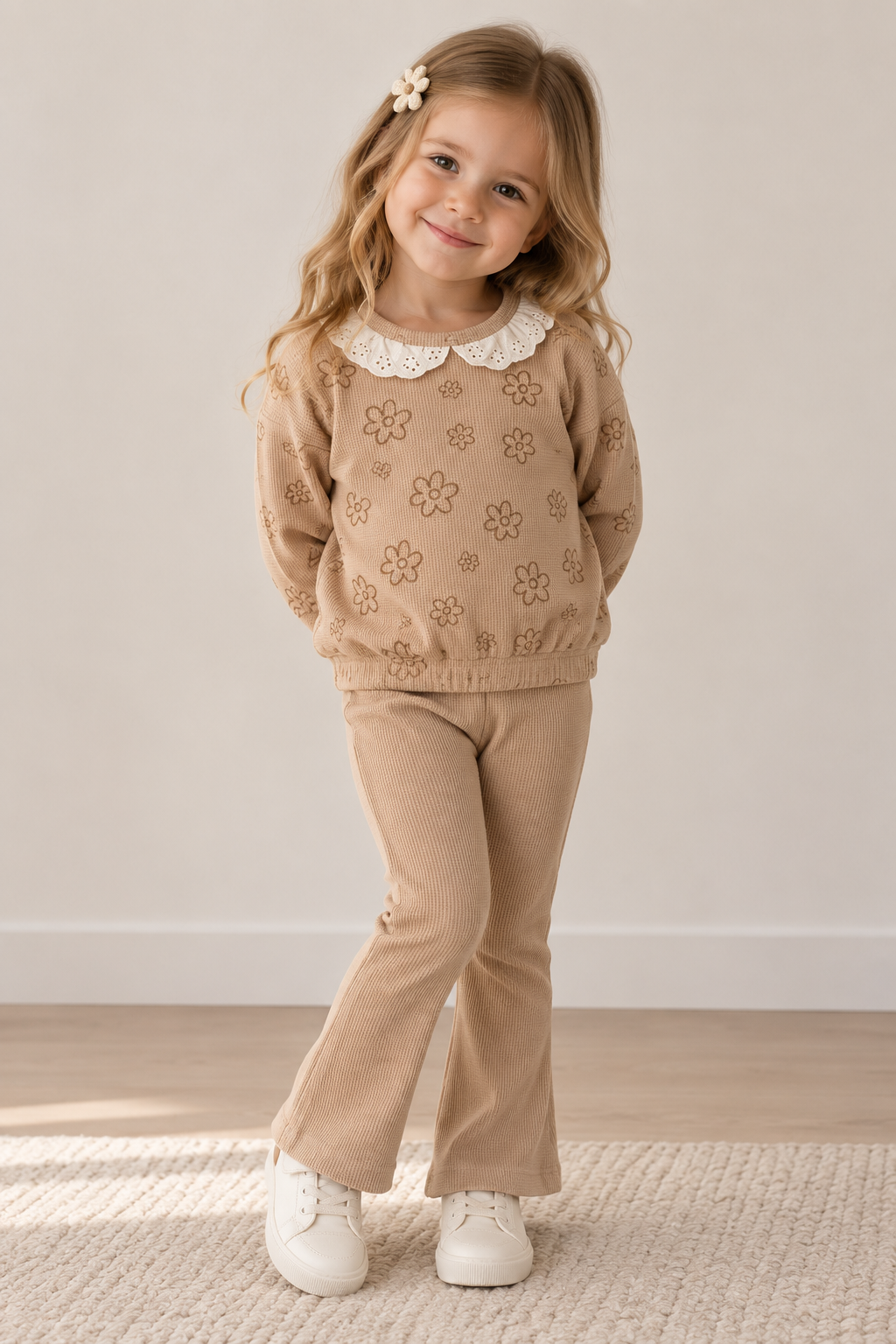 Mädchen 2-teiliges Outfit aus 100 % Baumwolle – Pullover mit Blümchen & Hose