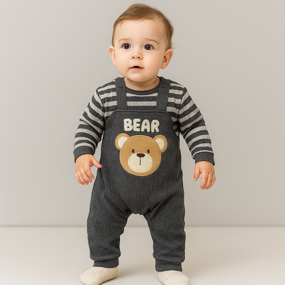 Baby Strampler – Grau gestreift mit Bärenmotiv „BEAR“