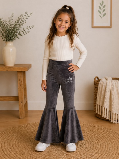 Mädchen Schlaghose – samtig & stylisch 👧✨