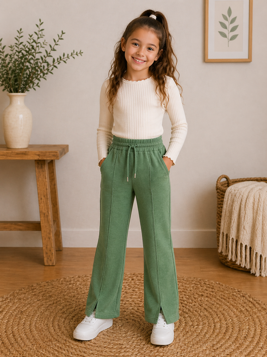 Mädchen Hose – bequem & modern in Grün & Schwarz👧💚