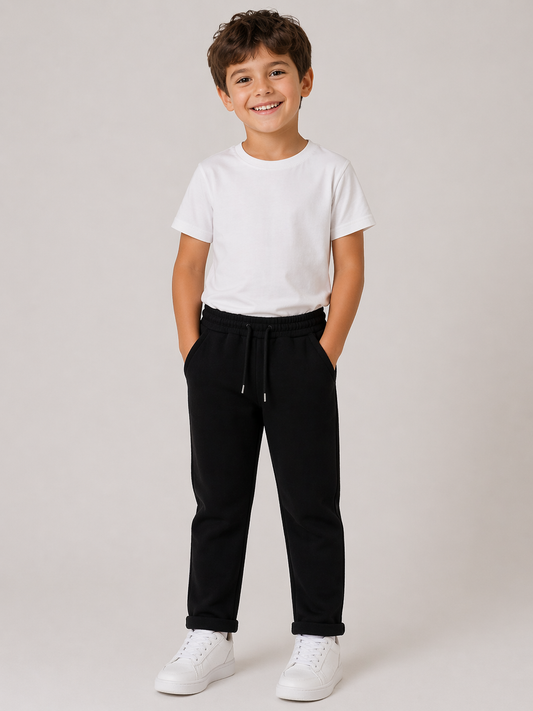 Jungen Hose – bequem & zeitlos 👦🖤
