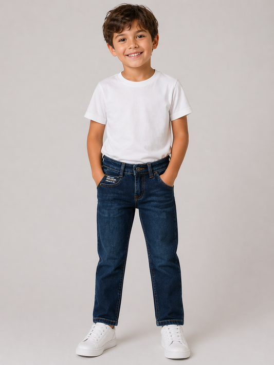 Dunkelblaue Jeanshose für Jungs – klassisch & bequem 👖⭐