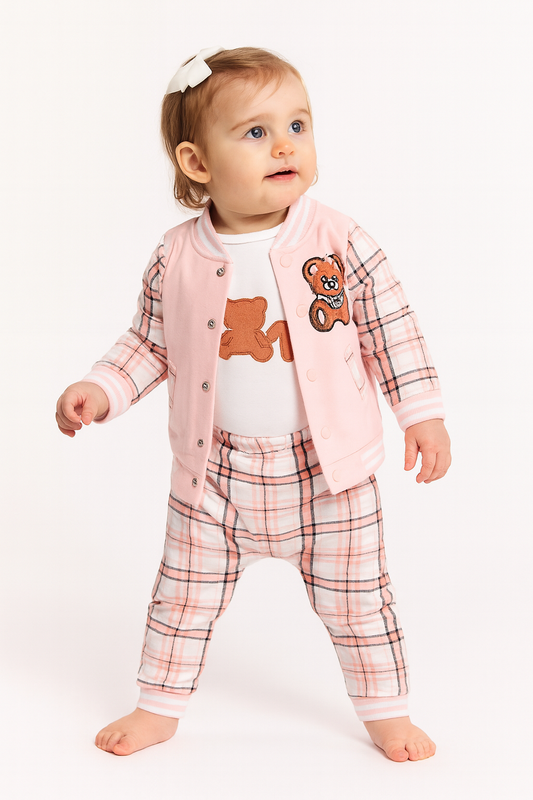 Hose & Jacke Body Baby Outfit 3 Baby Outfit 3-teilig mit Teddybär-Motiv in Rosa