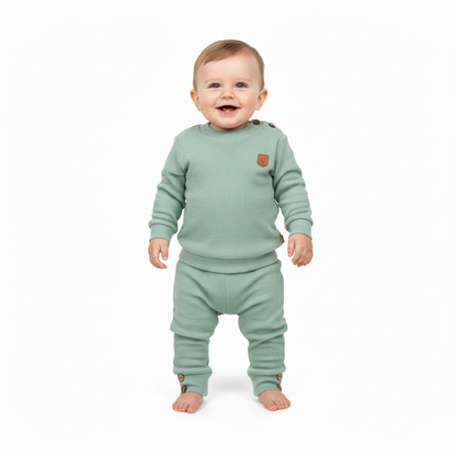 Zweiteiliges Baby-Outfit – weiches Set aus Oberteil & Hose
