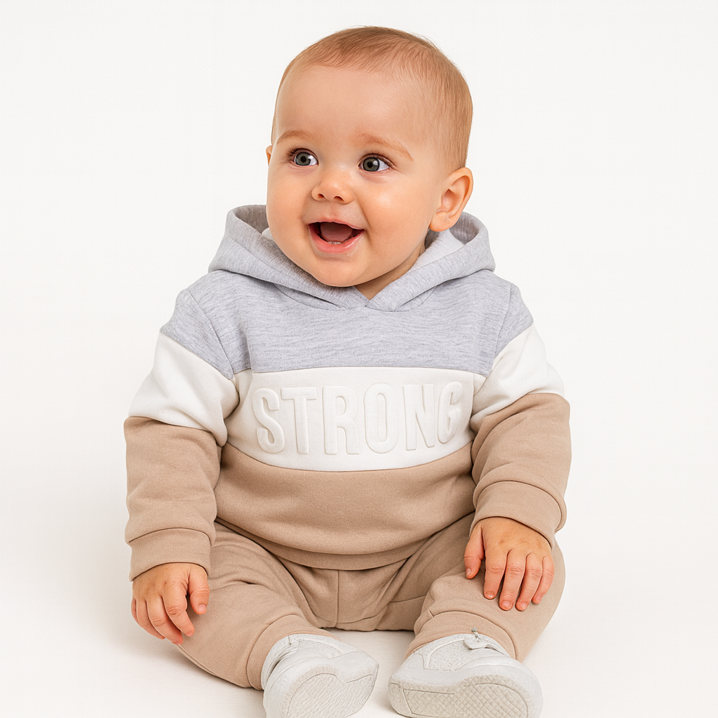 2-teiliges Baby Jungen Jogginganzug Set – „STRONG“ Hoodie & Hose, in 2 Farben