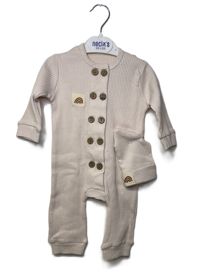 Baby Strampler – Dunkelgrau mit Holzknöpfen & Mütze
