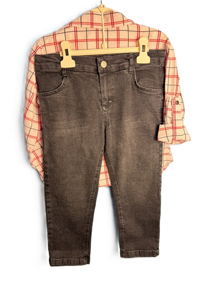 Jungen 3-teiliges Outfit Set mit Hemd, T-Shirt & Jeans – 2 Farben