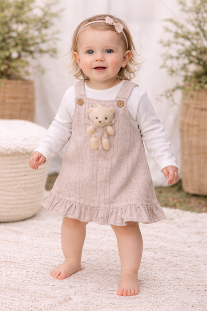 2-teiliges Baby-Mädchen Outfit – Langarmshirt & Latzkleid mit Teddybär
