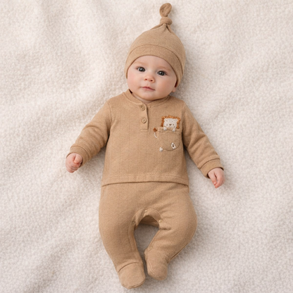 Strampler-Set für Babyjungen mit Löwenmotiv – 2-teilig & superweich 🦁🤎