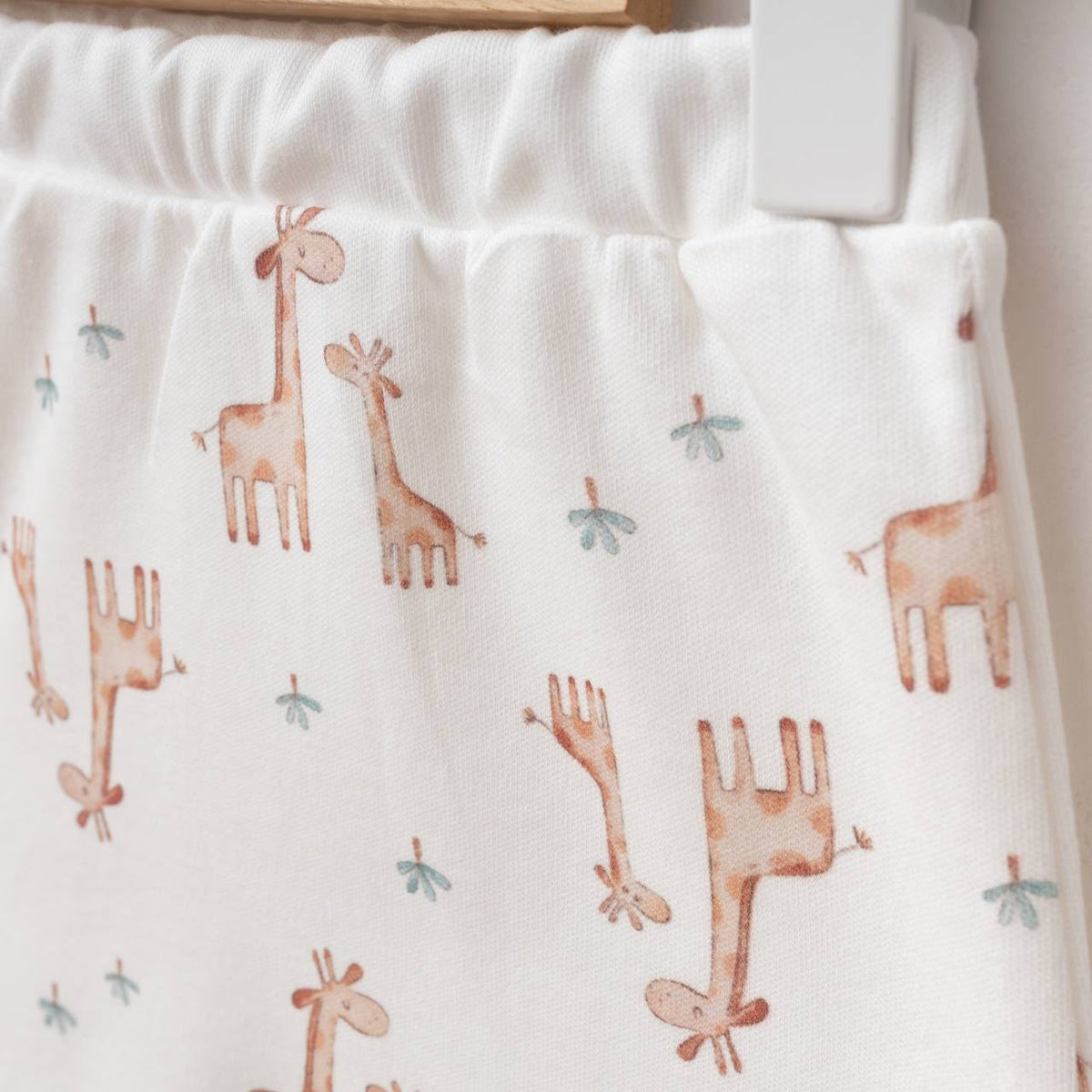 Babystrampler Baumwolle Giraffenmuster